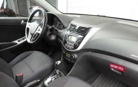 Hyundai Solaris II рестайлинг, 2012 год, 695 000 рублей, 5 фотография