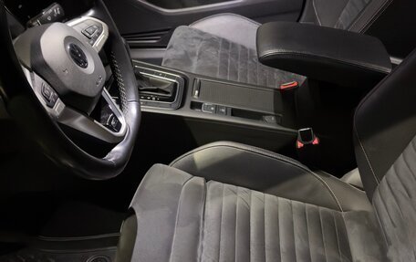 Volkswagen Passat B8 рестайлинг, 2019 год, 2 315 000 рублей, 14 фотография