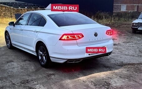 Volkswagen Passat B8 рестайлинг, 2019 год, 2 315 000 рублей, 3 фотография