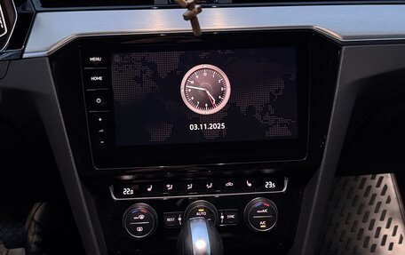 Volkswagen Passat B8 рестайлинг, 2019 год, 2 315 000 рублей, 22 фотография