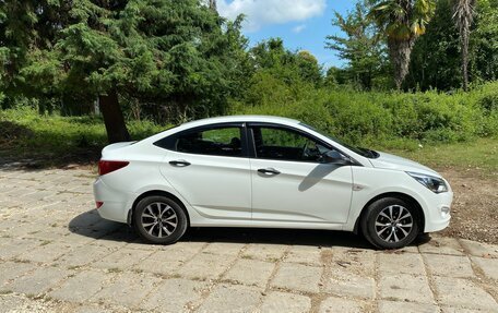 Hyundai Solaris II рестайлинг, 2016 год, 980 000 рублей, 2 фотография