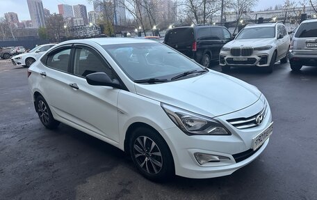 Hyundai Solaris II рестайлинг, 2016 год, 980 000 рублей, 5 фотография