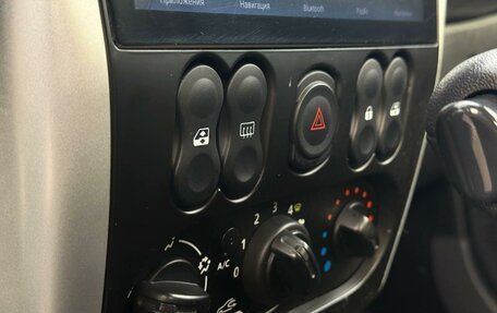 Nissan Almera, 2017 год, 800 000 рублей, 16 фотография