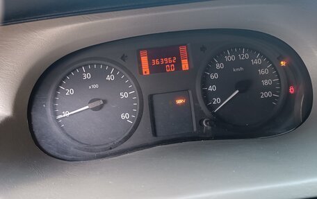 Renault Trafic, 2006 год, 1 100 000 рублей, 5 фотография