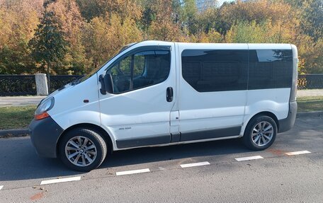 Renault Trafic, 2006 год, 1 100 000 рублей, 12 фотография