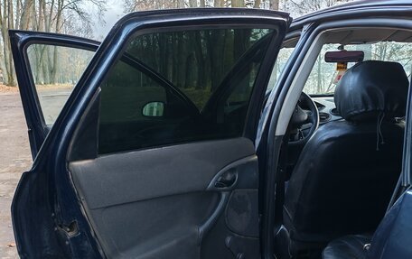 Ford Focus IV, 2004 год, 285 000 рублей, 15 фотография