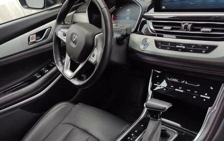 Changan CS75 I рестайлинг, 2022 год, 1 900 000 рублей, 10 фотография