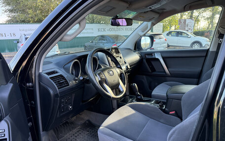 Toyota Land Cruiser Prado 150 рестайлинг 2, 2013 год, 3 150 000 рублей, 3 фотография