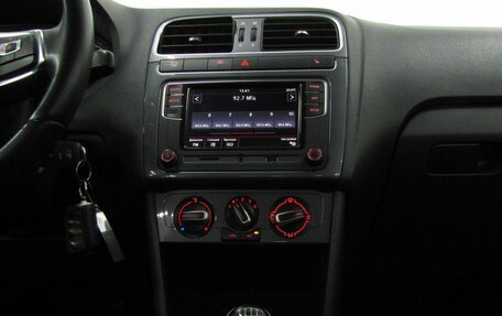 Volkswagen Polo VI (EU Market), 2019 год, 1 250 000 рублей, 17 фотография