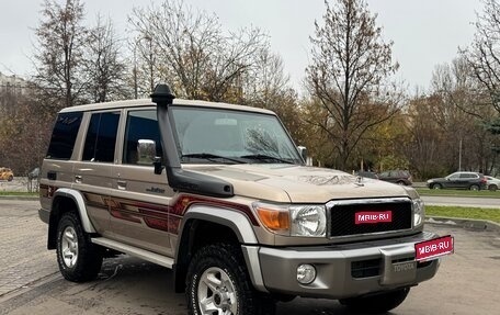 Toyota Land Cruiser 70, 2015 год, 7 950 000 рублей, 1 фотография