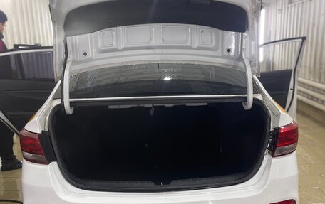 KIA Rio IV, 2021 год, 880 000 рублей, 10 фотография