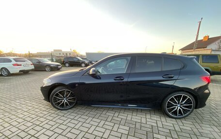 BMW 1 серия, 2021 год, 2 200 000 рублей, 8 фотография