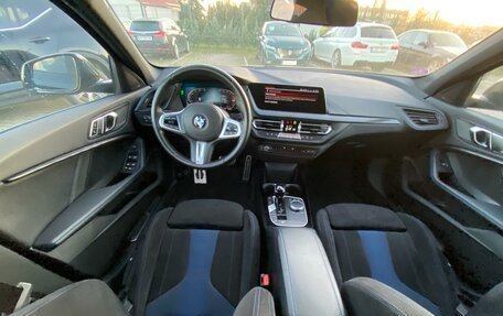 BMW 1 серия, 2021 год, 2 200 000 рублей, 10 фотография