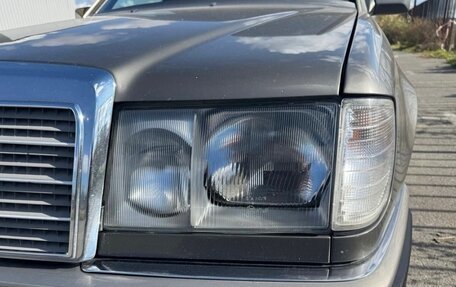 Mercedes-Benz E-Класс, 1992 год, 1 180 000 рублей, 4 фотография