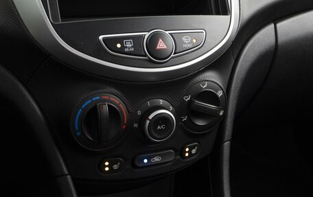 Hyundai Solaris II рестайлинг, 2012 год, 955 077 рублей, 15 фотография