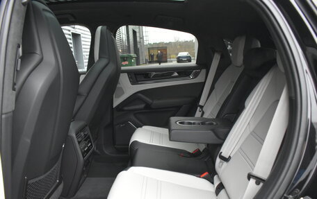 Porsche Cayenne III, 2025 год, 24 499 000 рублей, 32 фотография