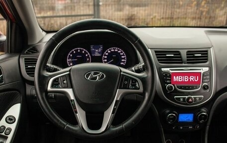 Hyundai Solaris II рестайлинг, 2012 год, 825 000 рублей, 21 фотография