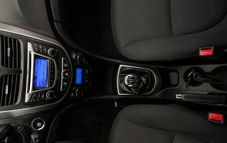 Hyundai Solaris II рестайлинг, 2012 год, 825 000 рублей, 30 фотография