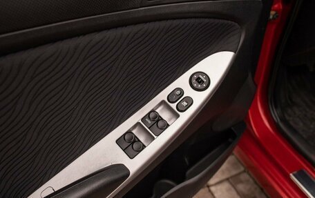 Hyundai Solaris II рестайлинг, 2012 год, 825 000 рублей, 35 фотография