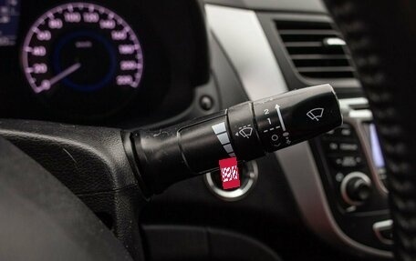 Hyundai Solaris II рестайлинг, 2012 год, 825 000 рублей, 24 фотография