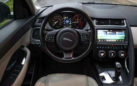 Jaguar E-Pace, 2018 год, 2 599 000 рублей, 11 фотография