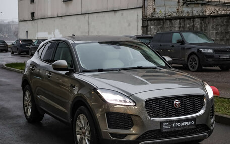 Jaguar E-Pace, 2018 год, 2 599 000 рублей, 4 фотография