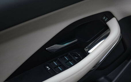 Jaguar E-Pace, 2018 год, 2 599 000 рублей, 14 фотография