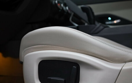 Jaguar E-Pace, 2018 год, 2 599 000 рублей, 25 фотография