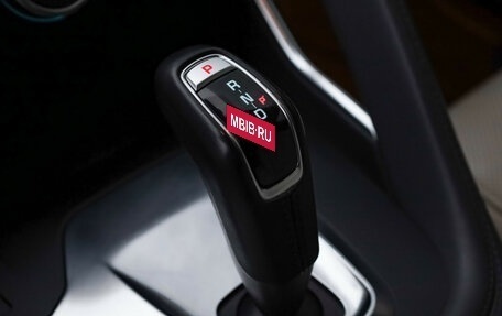 Jaguar E-Pace, 2018 год, 2 599 000 рублей, 22 фотография