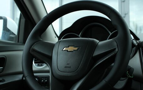 Chevrolet Cruze II, 2010 год, 620 000 рублей, 16 фотография