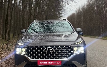 Hyundai Santa Fe IV, 2022 год, 3 900 000 рублей, 2 фотография