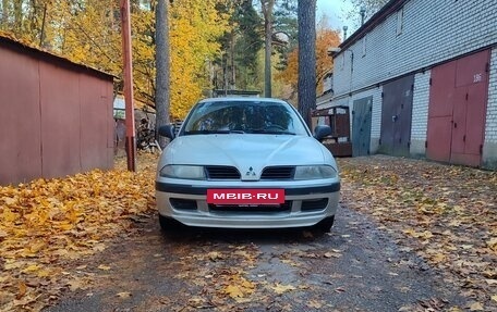 Mitsubishi Carisma I, 2003 год, 195 000 рублей, 3 фотография