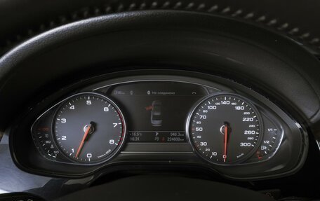 Audi A8, 2011 год, 1 350 000 рублей, 23 фотография