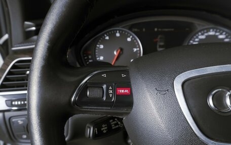 Audi A8, 2011 год, 1 350 000 рублей, 20 фотография