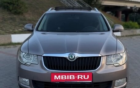 Skoda Superb III рестайлинг, 2011 год, 1 130 000 рублей, 1 фотография