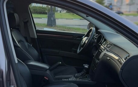 Skoda Superb III рестайлинг, 2011 год, 1 130 000 рублей, 6 фотография