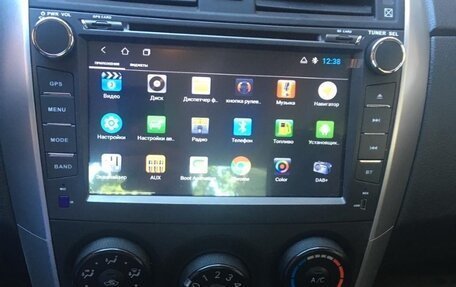 Toyota Corolla, 2011 год, 1 000 000 рублей, 4 фотография