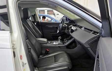 Land Rover Range Rover Evoque II, 2019 год, 2 920 000 рублей, 6 фотография