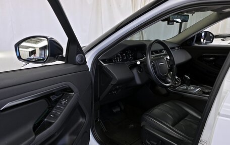 Land Rover Range Rover Evoque II, 2019 год, 2 920 000 рублей, 5 фотография