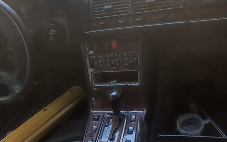 Mercedes-Benz S-Класс, 1993 год, 500 000 рублей, 9 фотография