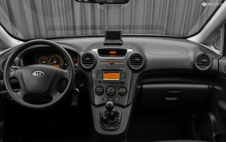 KIA Carens III (RP), 2011 год, 830 000 рублей, 10 фотография