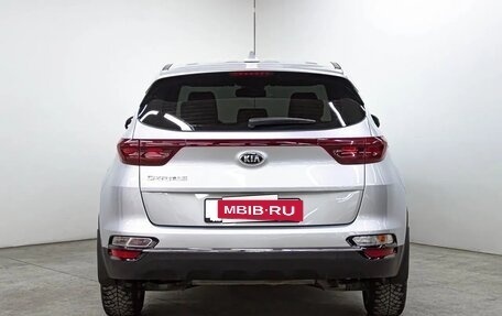 KIA Sportage IV рестайлинг, 2021 год, 2 240 000 рублей, 5 фотография