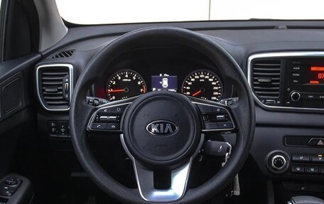 KIA Sportage IV рестайлинг, 2021 год, 2 240 000 рублей, 18 фотография