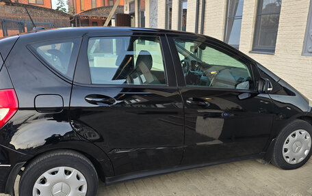 Mercedes-Benz A-Класс, 2010 год, 800 000 рублей, 2 фотография