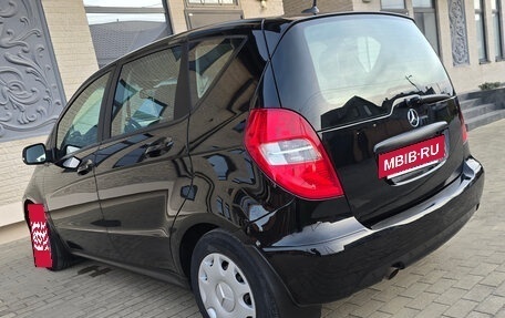 Mercedes-Benz A-Класс, 2010 год, 800 000 рублей, 5 фотография