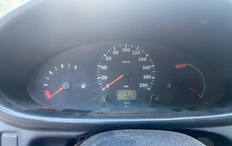 Nissan Micra II, 2000 год, 100 000 рублей, 7 фотография