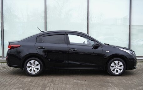 KIA Rio IV, 2018 год, 1 380 000 рублей, 5 фотография