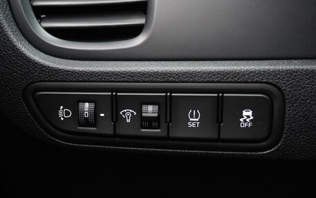 KIA Rio IV, 2018 год, 1 380 000 рублей, 27 фотография