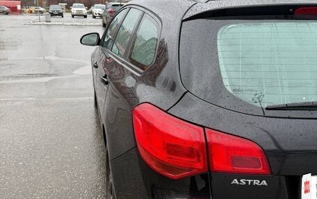 Opel Astra J, 2011 год, 630 000 рублей, 5 фотография