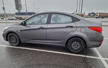 Hyundai Solaris II рестайлинг, 2014 год, 790 000 рублей, 2 фотография